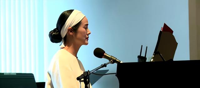 她是知名歌唱家,不惧流言嫁三婚丈夫,三年生一儿一女,如今怎样?