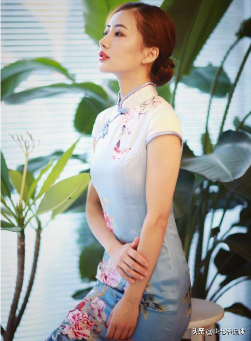 腾讯NBA七大最美女主播：佳依垫底，美娜仅第二，榜首江北最美 ！