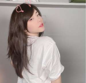 声音好听的lol女主播(英雄联盟身材最好的3位女主播，MISS保养诀窍曝光)