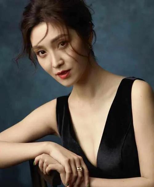 东方卫视10位美女主持人，陈辰、冯琳、司雯嘉，你喜欢哪位