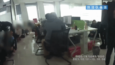 女主播一对一私聊,只要充值、送礼物,还能线下“交友”,一查是这样的