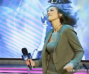 英雄联盟风女主播(LOL各赛区女主持，芙蓉不及美人妆，水殿风来珠翠香)