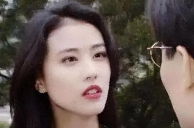 牙齿丑，也不影响成为美人的8大女星，现在人为何不能容忍瑕疵了