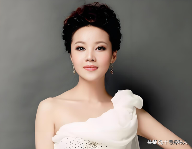 她是朱军的搭档,消失许久一直以为是从央视离职,原来早已离世