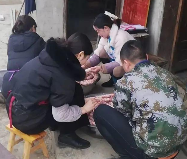 最美女屠夫“炫富”的背后:是农村人致富最真实的写照