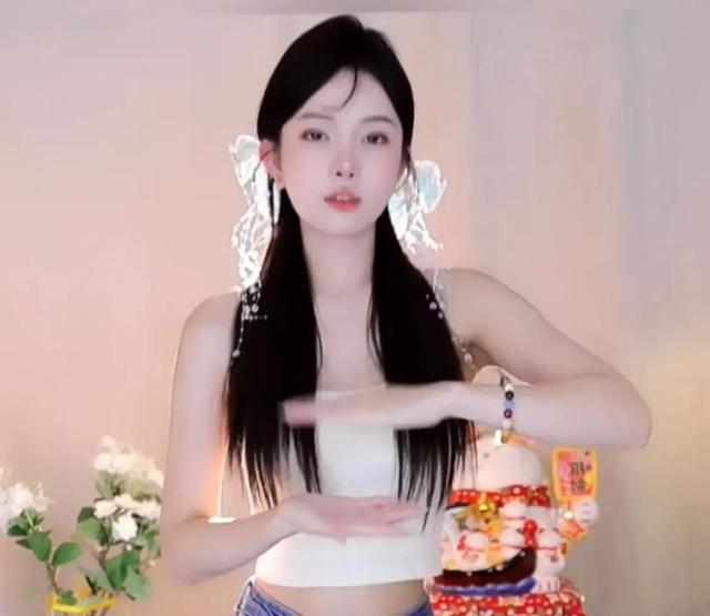 25岁虎牙女主播去世后续，知情人曝光更多死亡内幕，果然不简单