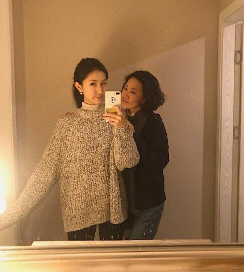 央视主持人史小诺女儿近照曝光，穿泳装大秀好身材，欧美范十足