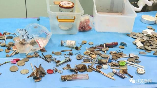 万万没想到！滑进喉咙消失了？男子吓懵：医生没敢告诉我……