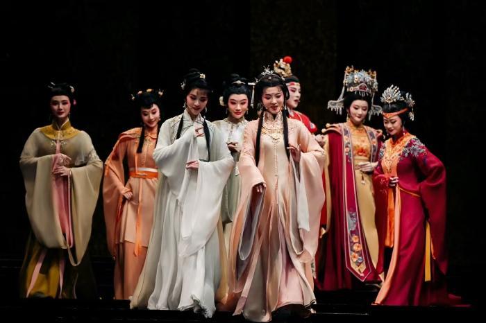 《我的大观园》编剧：陈丽君版贾宝玉符合当下审美