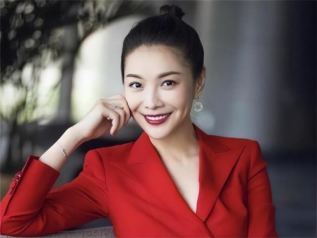 观众们公认的京津冀电视台十大美女主持人