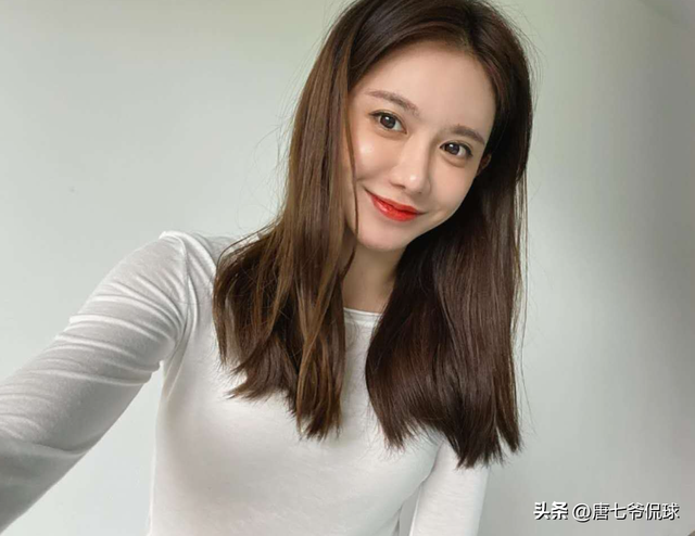 腾讯NBA七大最美女主播：佳依垫底，美娜仅第二，榜首江北最美 ！