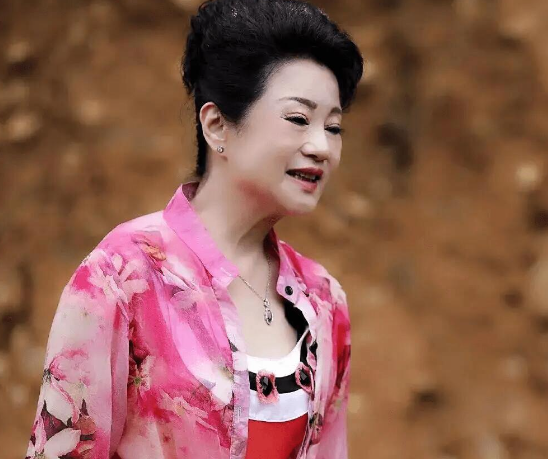 那些年5位知名广东电台主持人,本以为是退休享福,原来去世多年