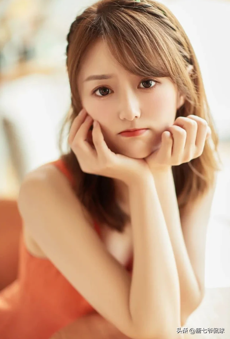 腾讯NBA七大最美女主播：佳依垫底，美娜仅第二，榜首江北最美 ！