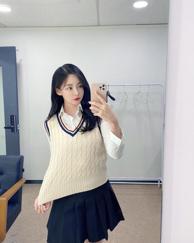 孙兴慜迷妹!韩国女主播颜值身材样样极品