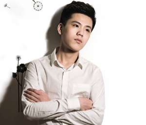 小跟班抓哭女主播(史上最秀水友 主播小跟班与粉丝玩Solo被秀惨了)