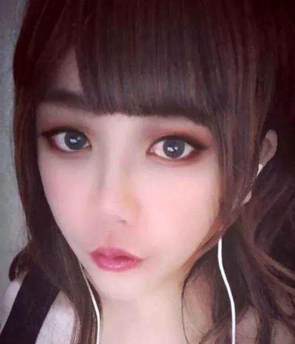 “斗鱼一姐”直播事故之后人气不跌反涨,“审丑时代”几时才休?