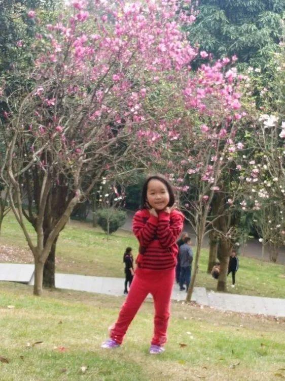 南宁9岁女孩离家出走，已超72小时，无任何音讯！帮忙扩散