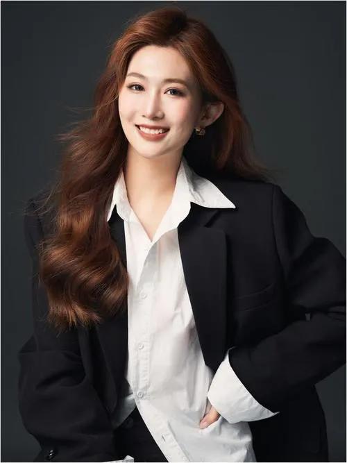 东方卫视10位美女主持人，陈辰、冯琳、司雯嘉，你喜欢哪位