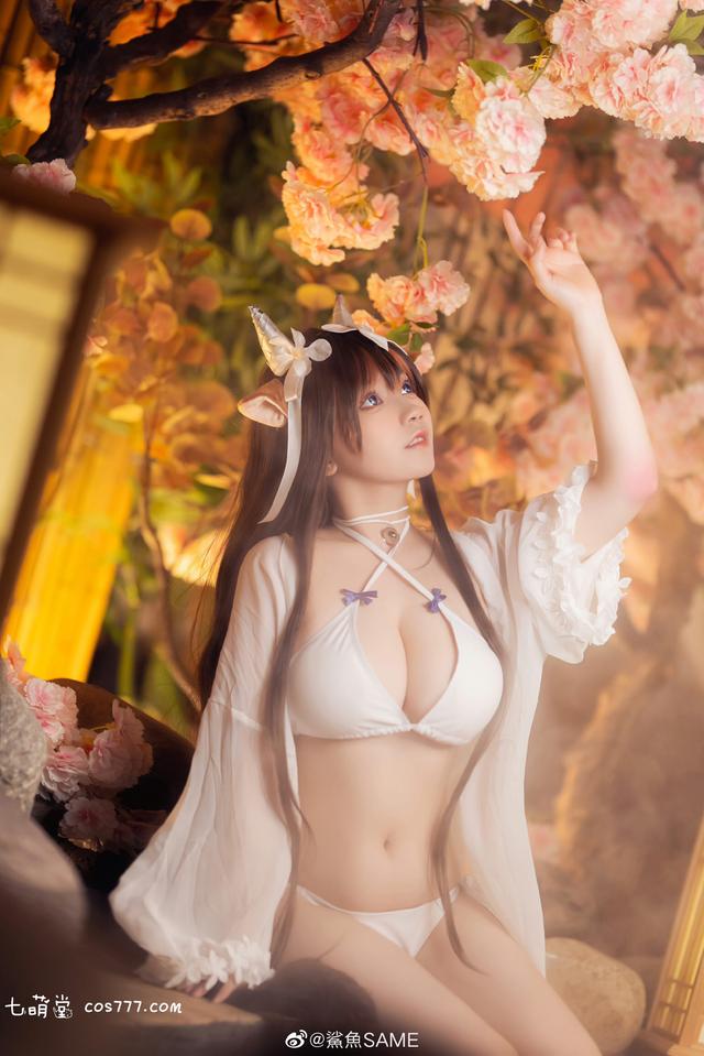 斗鱼女主播鲨鱼SAME，碧蓝航线樫野泳装Cos写真图片