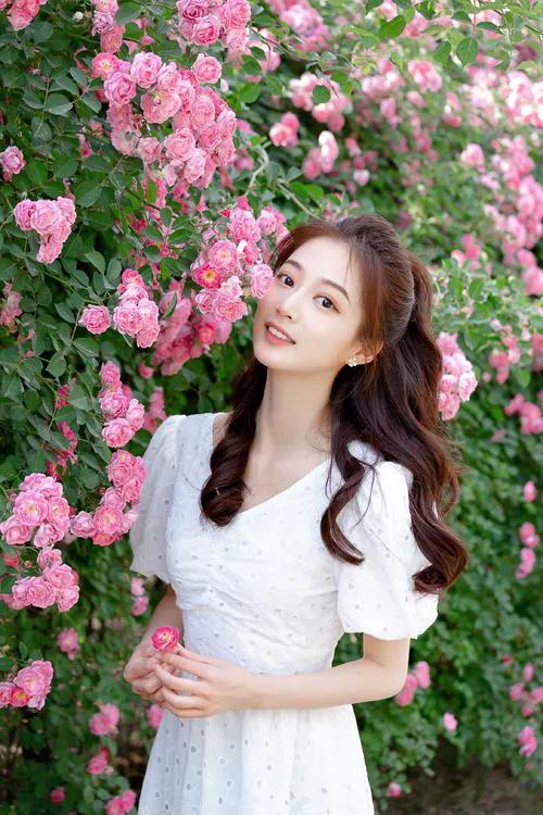 东方卫视10位美女主持人，陈辰、冯琳、司雯嘉，你喜欢哪位