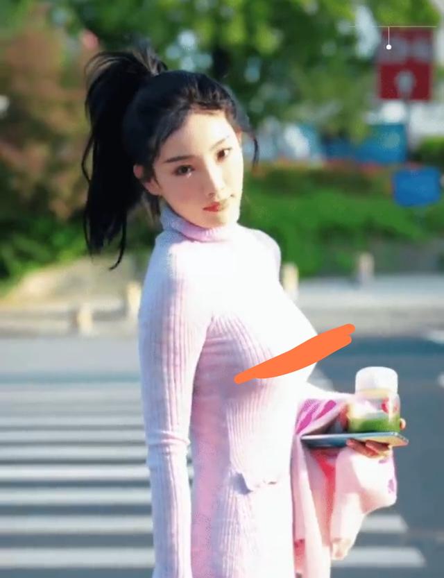 主持人马卉直播不雅照后续，大尺度日常照片被扒，已永久封禁直播