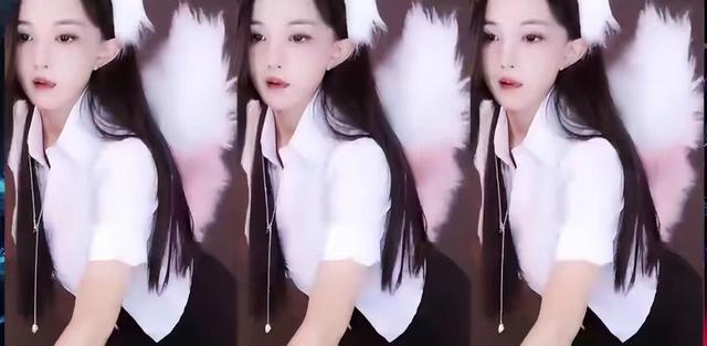 古阿扎当众大秀完美身材，衣扣直接被撑掉？连续换装令人大饱眼福