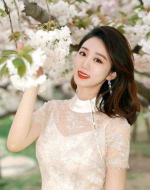 央视十大美女主播(央视中文国际频道十大新闻美女主播，谁实力最强？)