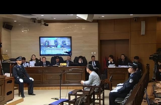 那个收录淫秽视频,在法庭上大放厥词的快播创始人,后来怎样了?