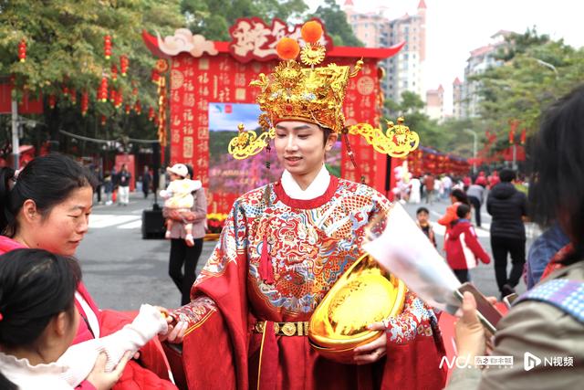 花市点花灯！直击广州南沙迎春花市开市，夜游也炫酷