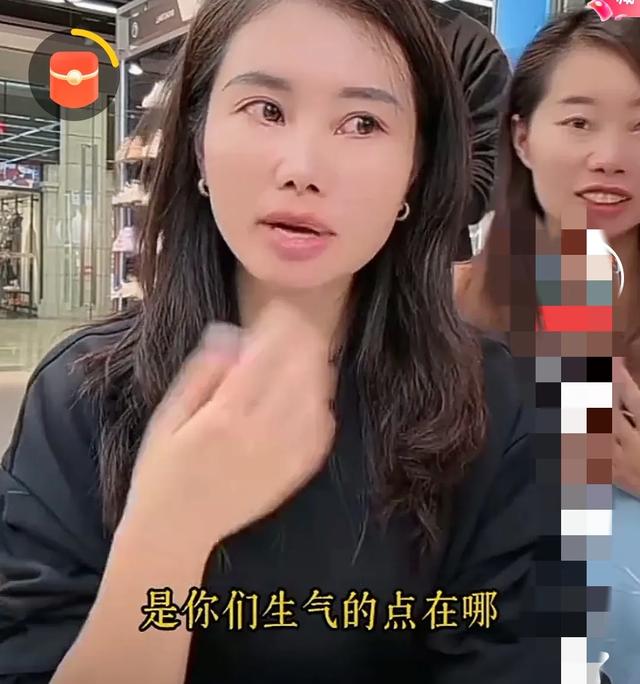 杨妞花直播怼黑粉，直播7小时，580万人观看，鞋子都卖断货了！