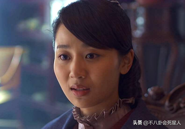 杨紫不该动脸?看完王莎莎的经历,不禁感叹:杨紫太明智了!