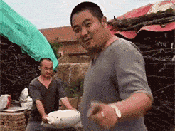 “弟弟的女同学才初一，都这么早熟了吗？”哈哈哈