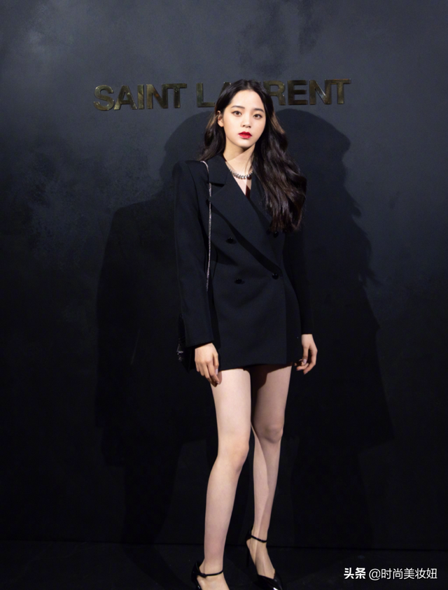 欧阳娜娜代言、薇娅直播间推荐！火爆的Ubras内衣原来不是吹的