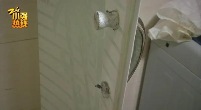 女主播洗澡时“嘭”的一声!“天呐,我一直被夸腿好看的…”