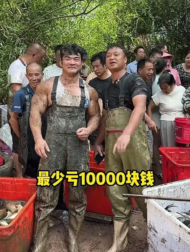 李维刚首次回应抢鱼事件：我请村里人吃鱼，村里人请我吃官司！