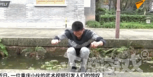 正惊GIF：有善口技者！美女肺活量惊人，一口气将鸡蛋从壳里吹出？