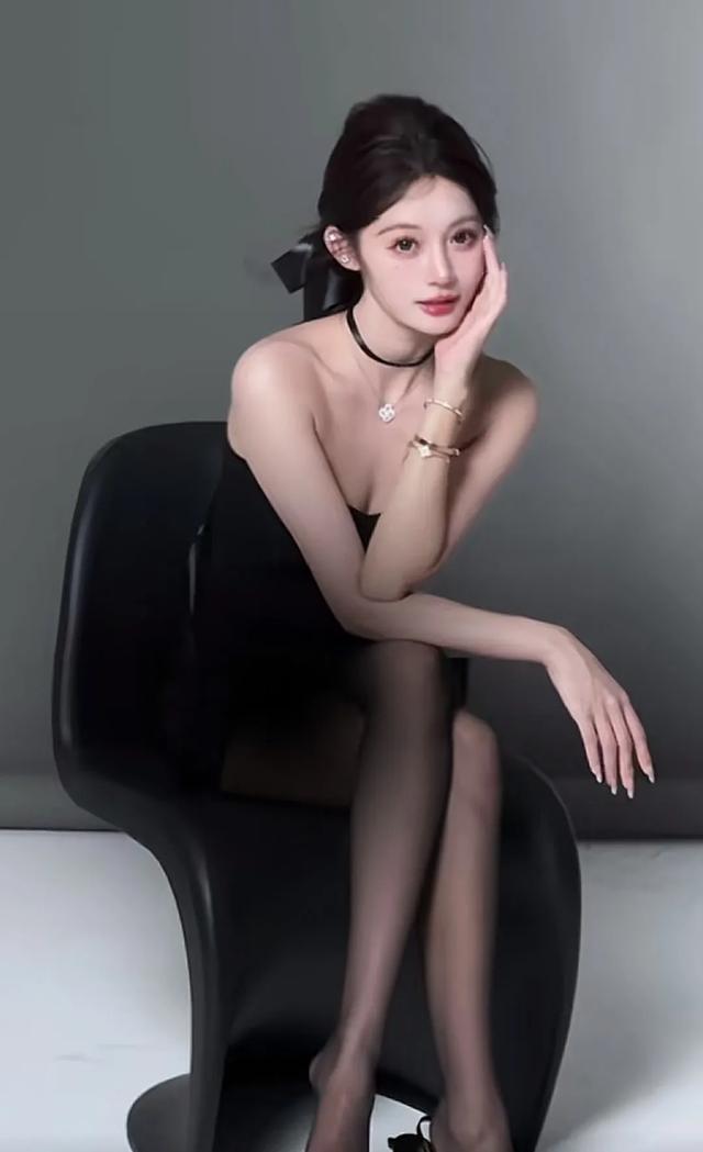 网红深扒，今日出镜：MI老师，是小朱吖，花碎花，sunny，小思思