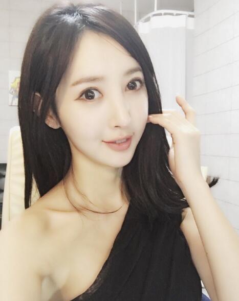 王思聪后宫颜值最高女主播申仙娥，扭一段大家感受下！