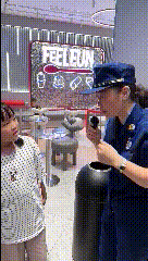 精彩回顾丨“社牛”蓝主播随机街访 带您快乐学消防