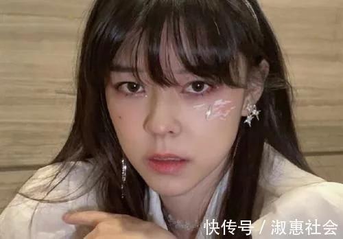 女主播穿黑色丝袜，小团团惊艳，呆妹儿迷人，看到沫子，太违规