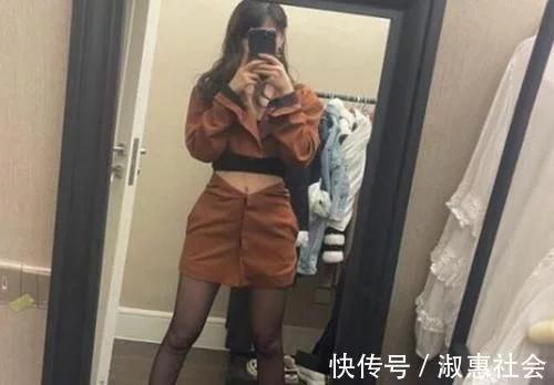 女主播穿黑色丝袜，小团团惊艳，呆妹儿迷人，看到沫子，太违规