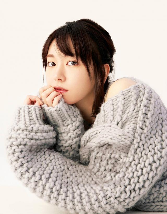 女明星突然宣布隐退：她因宗教得到救赎而出家，性感歌手变农妇