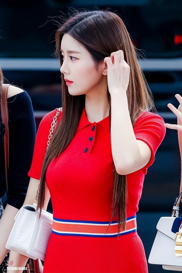 南韩尤物权恩妃火辣热舞!极品身材凹凸有致，美到令人窒息。