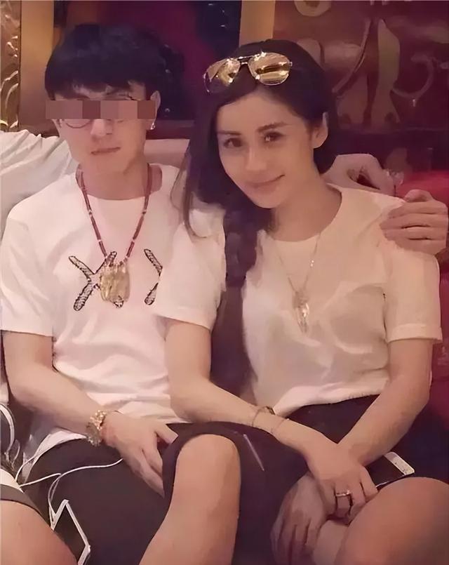 韦雪:从洗头小妹到直播带货女王,她的逆袭之路