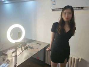 21时女主播现在观看(警方凌晨出动，多名“女主播”被抓获)