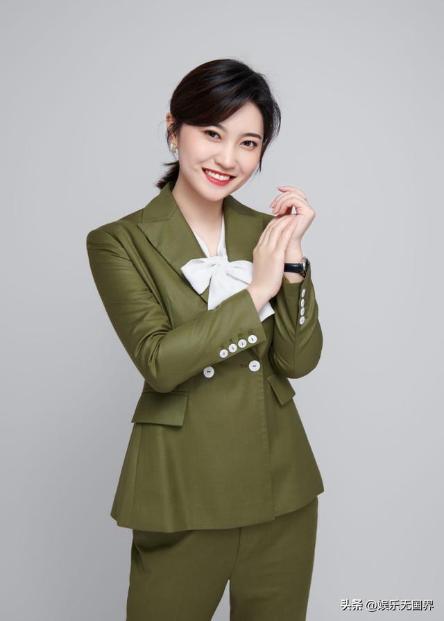 四川电视台15位美女主持人，颜值与才华并存