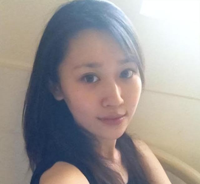 《新闻联播》首位90后女主播王音棋：看完她的履历后，我彻底服了