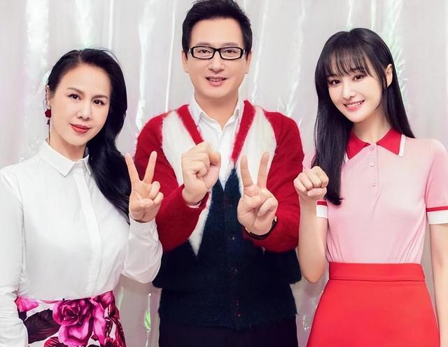 从“内娱顶流”到“全网封杀”，31岁郑爽是如何走向堕落的？