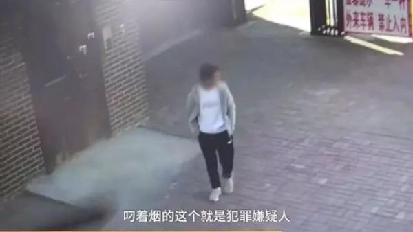 女主播被男粉丝打骨折！打人者：我1年打赏她9万多，竟然漠视我