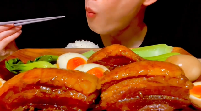 拥有百万粉丝的 YouTube 主播，花了两年戏耍全世界